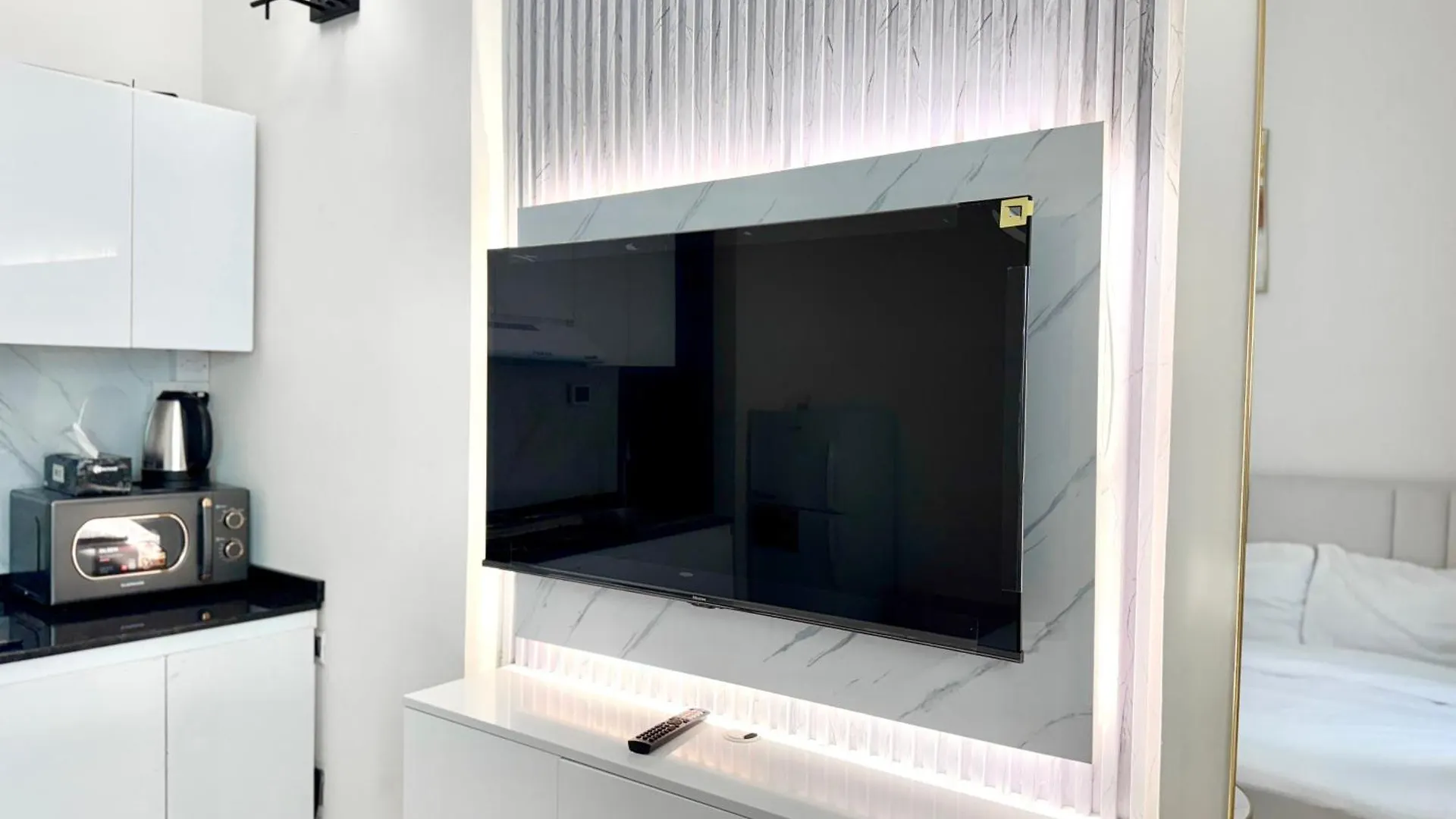 Al Manara Premium Executive Studio Dubai United Arab Emirates